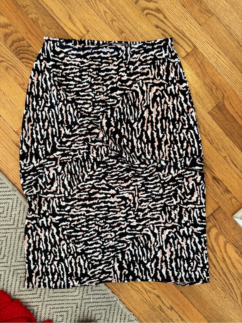 Calvin Klein Jeans Black and Blush Abstract Zebra Pencil Skirt